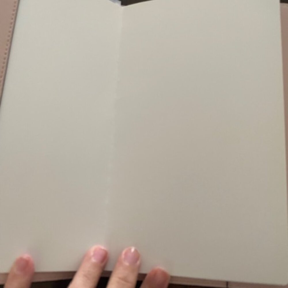 Used Michael Kors Cover & Notebook - Picture 3 of 5